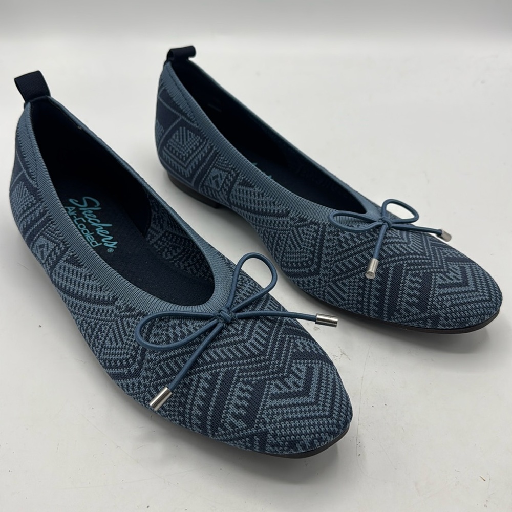 Skechers Cleo Snip Knit Vegan Skimmers - Sweet Class